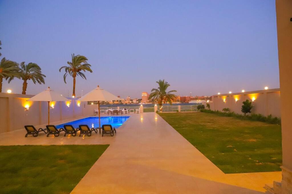 Royal Nile Villa - Nile View Apartment 1 ルクソール エクステリア 写真