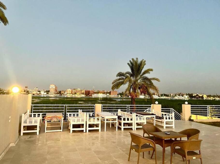 Royal Nile Villa - Nile View Apartment 1 ルクソール エクステリア 写真