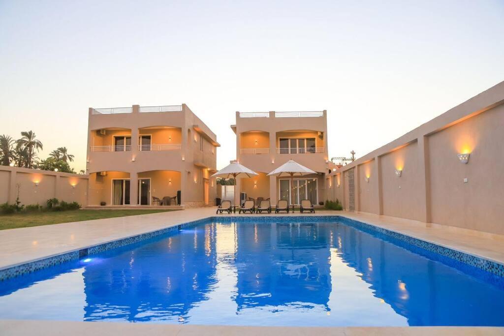 Royal Nile Villa - Nile View Apartment 1 ルクソール エクステリア 写真